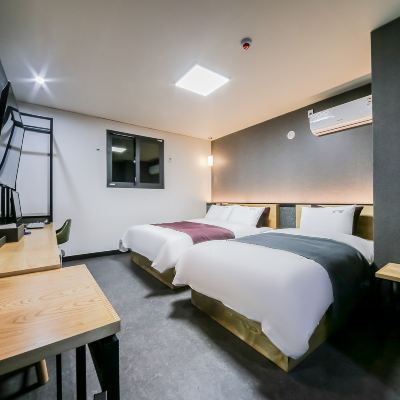 VIP 트윈-무비 무비 룸 (싱글 클레이 침대 요청시) Hapcheon Jun Hotel Pension 쿠폰