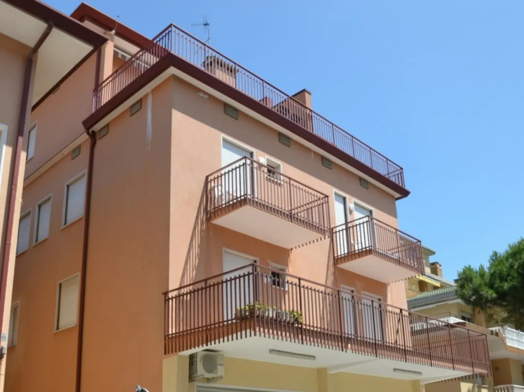 Soggiorno Accogliente Con Camino Esterno - Bibione