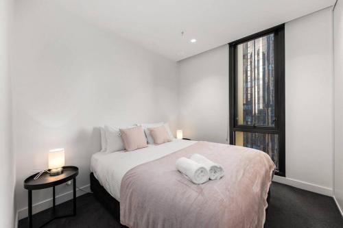 带城景的双卧室公寓