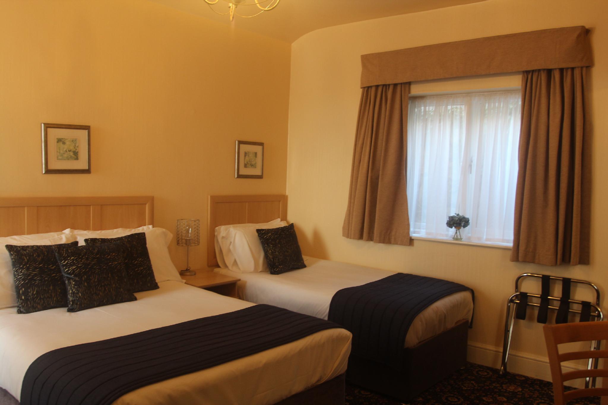 Bryn-Y-Mor (Adult Only)标准湾景三人房