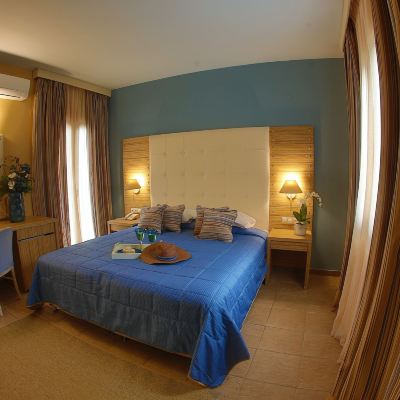 Double Room Dolphin Bay Hotel Promo Code