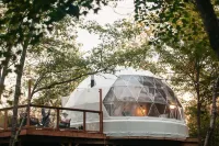FlowEdge Riverside Getaway