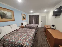 Townhouse Motel