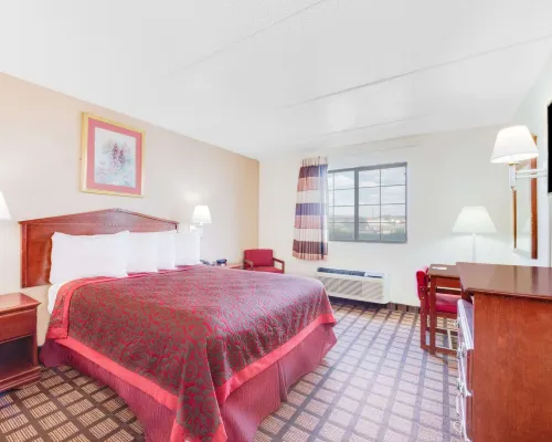 Days Inn & Suites by Wyndham Laredo Hotels in Laredo