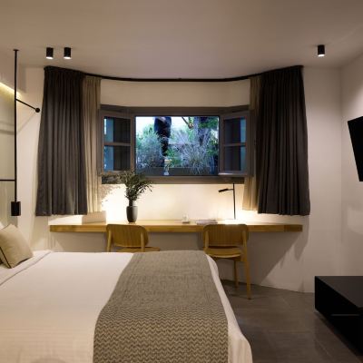 Family Room, Courtyard View (Semi Ground Floor) InnAthens Promo Code