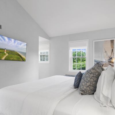 Traditional Room, 1 King Bed Nantucket Inn Promo Code