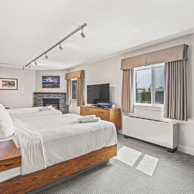 Deluxe Double Room Basecamp Lodge Promo Code