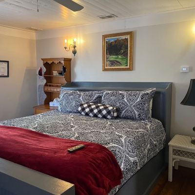 Stanton Room Old Storehouse Inn Promo Code
