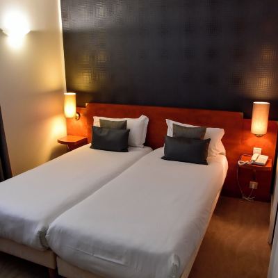 Standard Twin Room Hôtel le Pelican Promo Code