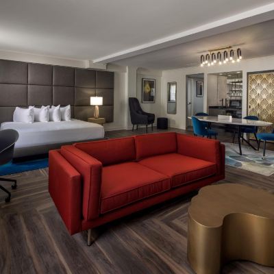 Presidential King Suite Hotel Deco Promo Code