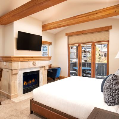 Deluxe Suite, 2 Bedrooms (Two Queens) The Chateaux Deer Valley Promo Code