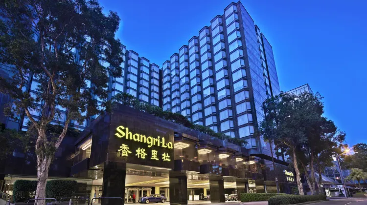 Kowloon Shangri-La exterior