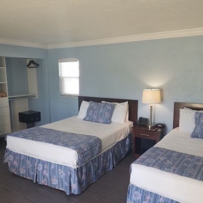 Queen Room Pet Friendly Carousel Beach Inn Promo Code