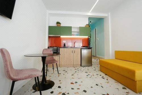 Valory #1,5 Aesthetic Stay Queen Studio