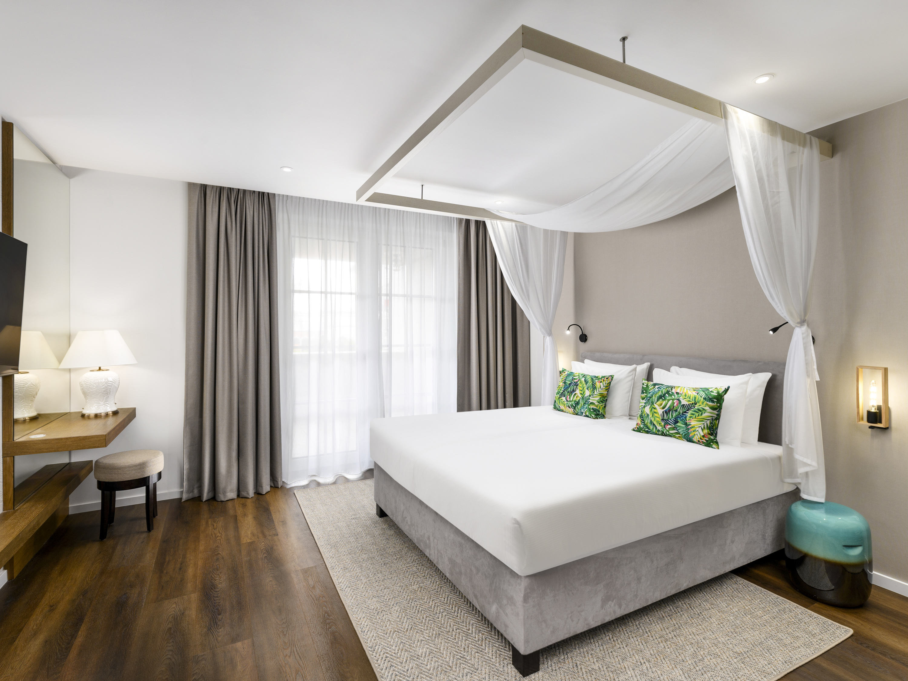 豪華特大床套房