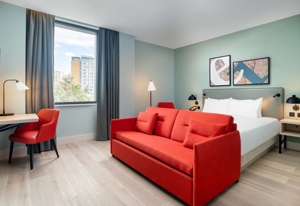 Hyatt Place London City EastKing Room With Sofa Bed