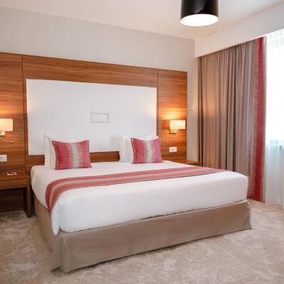 Presidential King Suite-Non-Smoking Ramada Plaza Craiova Promo Code