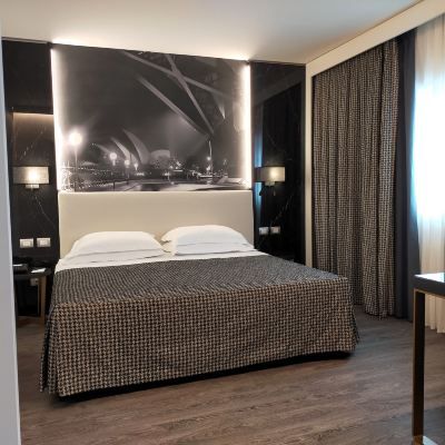 Business Suite The Sydney Hotel Promo Code