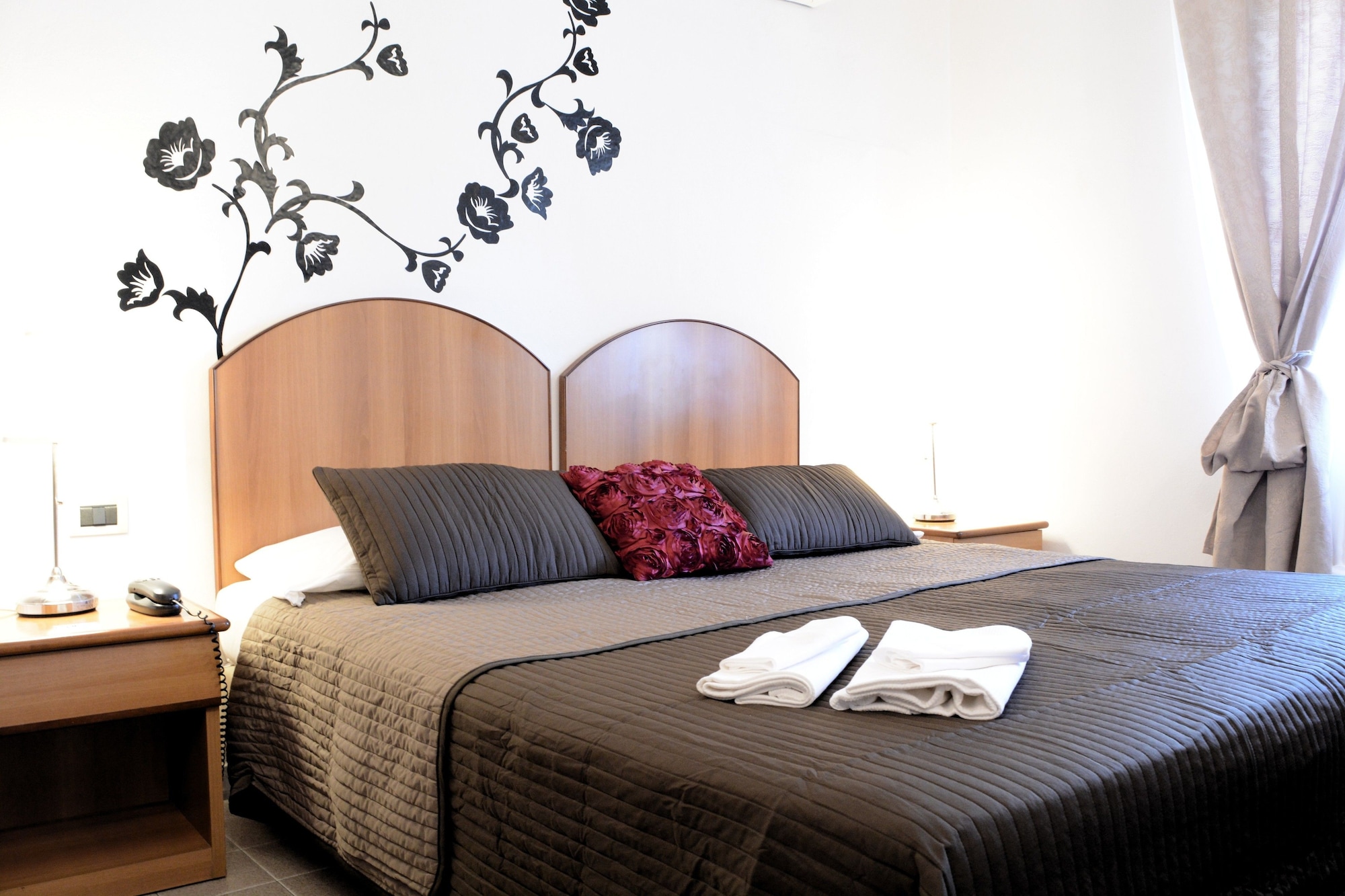 双人房（带独立浴室）