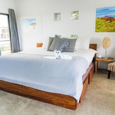 Luxury Room, 1 King Bed, Balcony (Travertine Room) Playa de Sala Promo Code