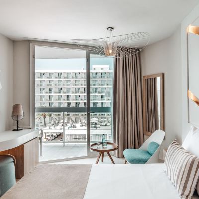 雙人房，陽台，池景（探索側海景） 伊比薩吐温斯酒店優惠