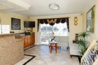 Sea Breeze Inn - San Simeon