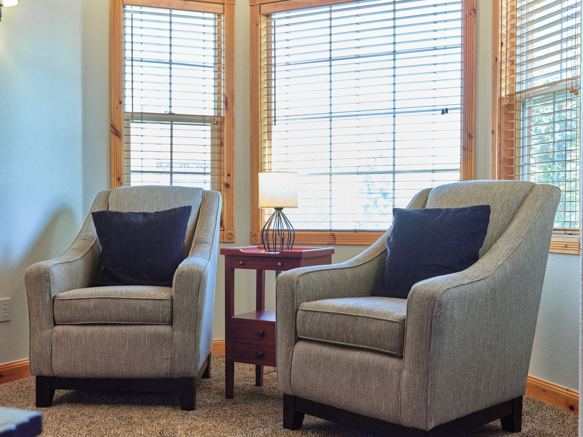 四卧室联排别墅，禁烟