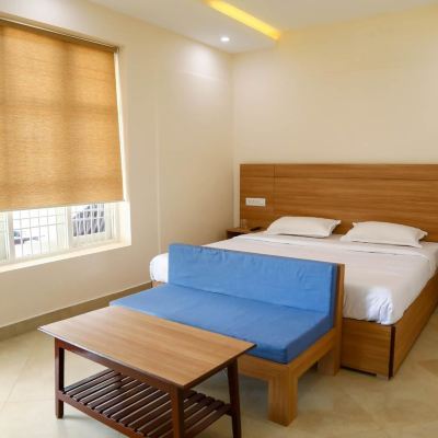 Deluxe King Room - Non-Smoking Oceanside Mahabalipuram Promo Code
