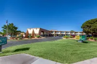 Scenic View Inn - Lake Powell - Page AZ