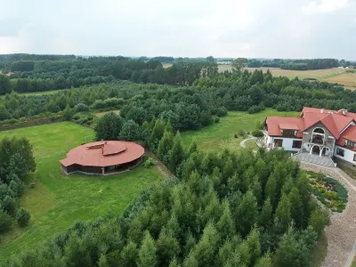 Hotel Korona Park Klewinowo  호텔