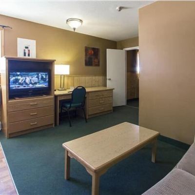 Queen Room with Sofa Bed Howey Bay Motel & Restaurant Promo Code