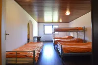 Pleasant Holiday Home in Kemmenau with Sauna