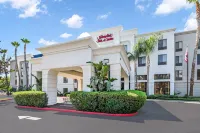 Hampton Inn & Suites Tulare