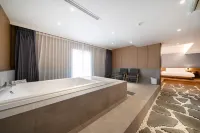 Custom Hotel