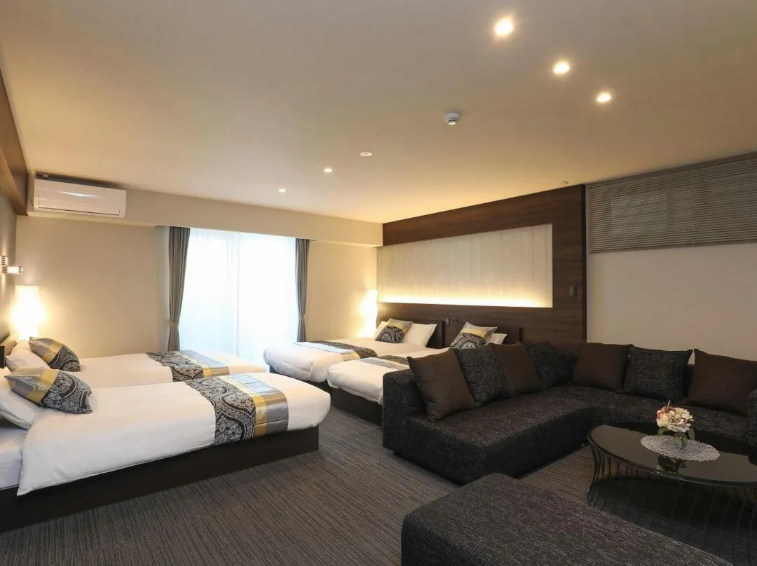 Grand Base Hakata-i - Tenjin