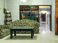 Dharmawati Stay at Surabaya 瓦魯住宿飯店