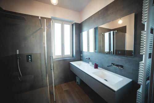 双人房（带独立浴室）