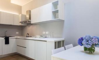 Palazzo Tatti by Rent All Como - Housity
