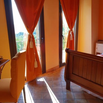 Superior Double Room, Valley View (Taronja)