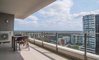 17th Level 1Bed1Bath Apt Macquaire Park+Wifi+View - Housity