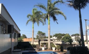 Shelton Palace Hotel - Housity
