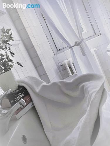 双人房（带公共浴室）