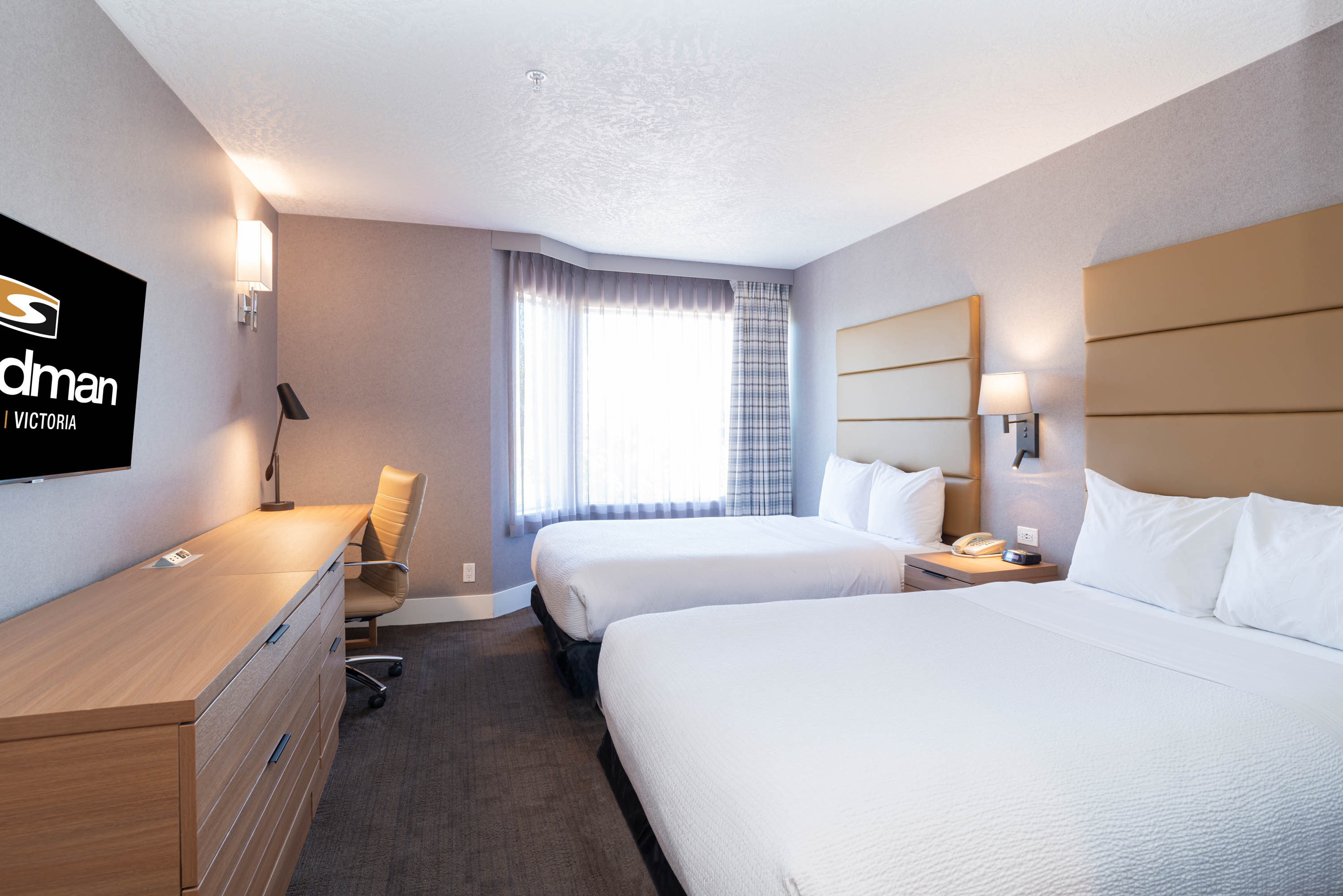 标准房， 2 张双人床