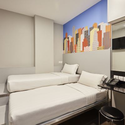 Standard Twin Room  ibis budget Singapore Bugis(SG Clean) (Staycation Approved) Promo Code