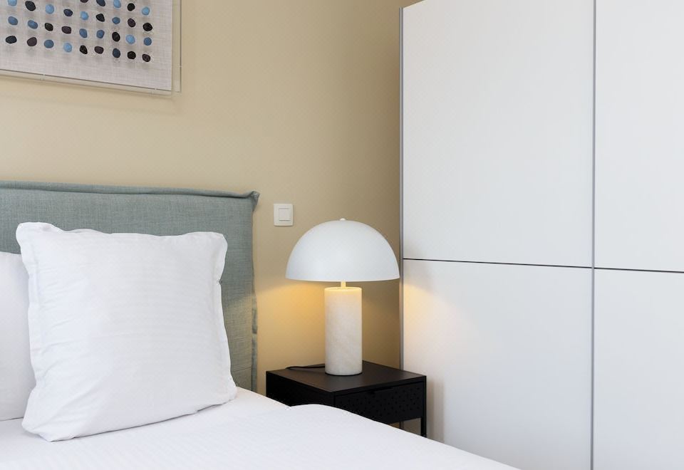 豪華兩卧室公寓 - 帶陽台和城市景觀