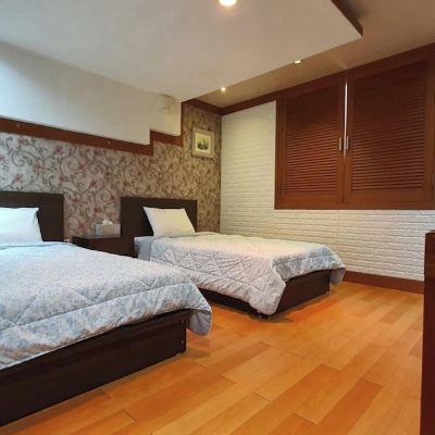 트윈 (더블 + 싱글) Taebaek Tourist Hotel 쿠폰