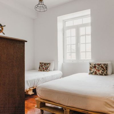 Classic Twin Room, 1 Bedroom, Private Bathroom Jaca - Hostel Promo Code