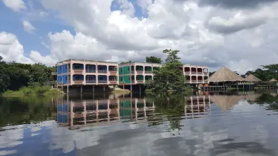 Lamanai Hotel & Marina Hotels in 