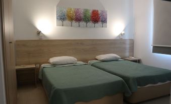 Layiotis Hotel Apartments - Housity