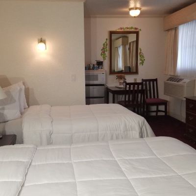 Double Room Stanford Motor Inn Promo Code